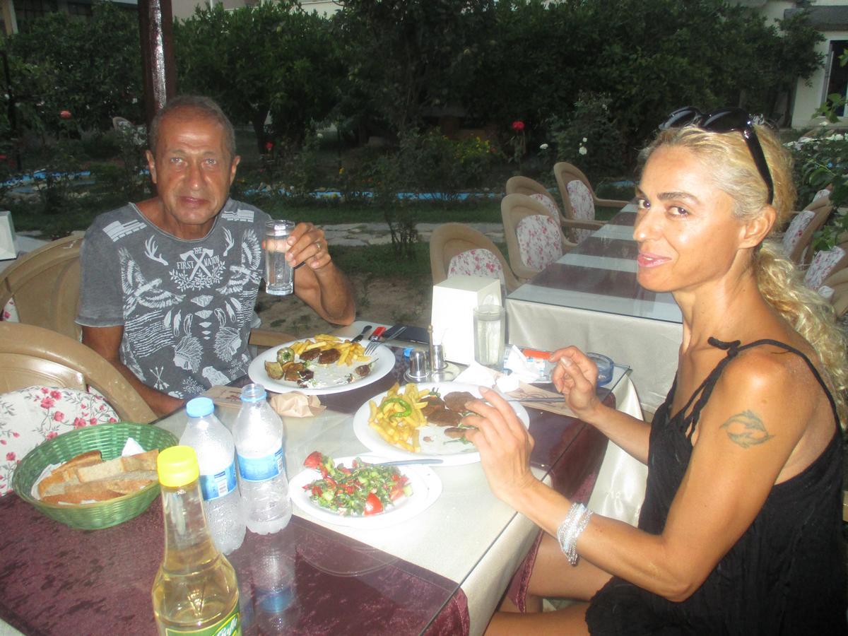 Mandarin Beach Otel Gumuldur Buitenkant foto